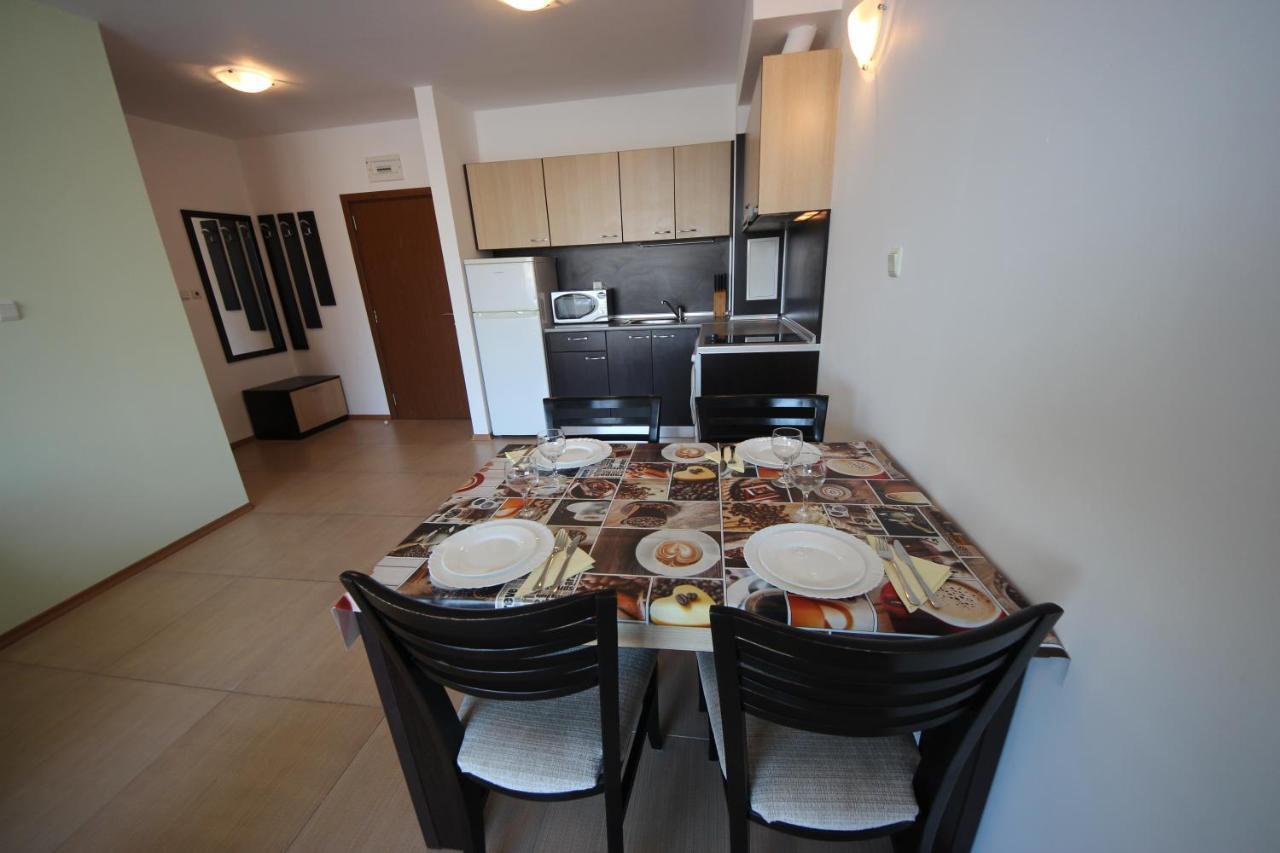 Menada Grand Kamelia Apartments Sunny Beach Phòng bức ảnh