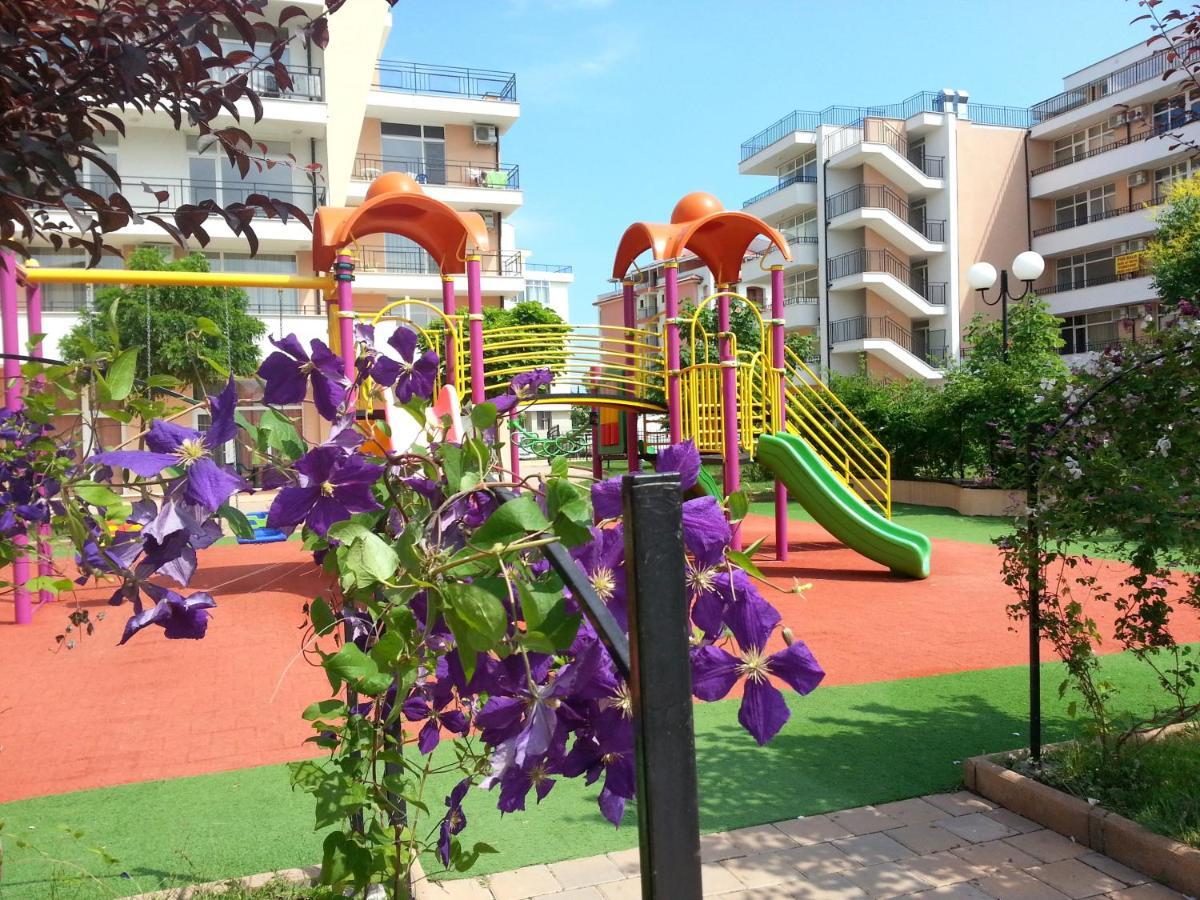 Menada Grand Kamelia Apartments Sunny Beach Ngoại thất bức ảnh